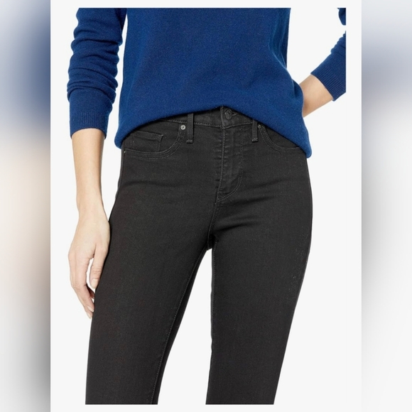 Levi's Women's 311 Shaping Skinny Jeans #1136 - Picture 5 of 12